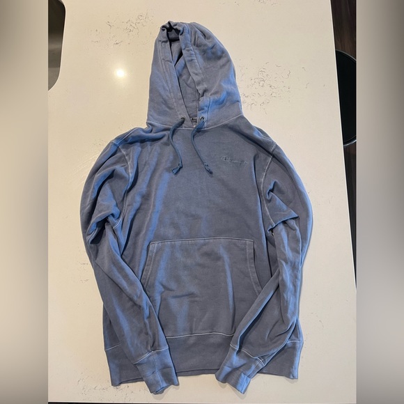 Champion Tops - Champion Sweatshirt